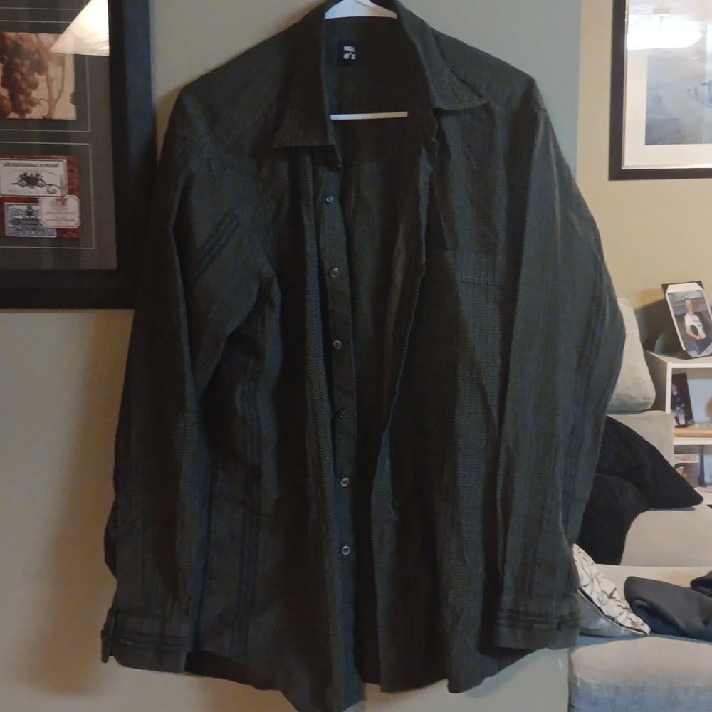 Men's Long Sleeve Button Up Size X Large